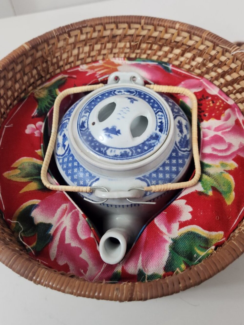 Chinese Pagoda Tea Pot in Woven Basket Traveling Box Floral Porcelain Jingdezhen